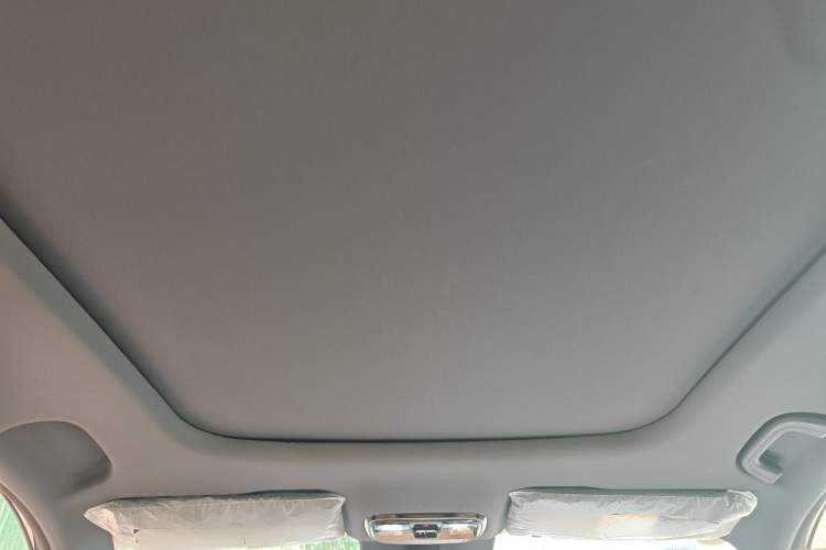 Used Geely Galaxy Xingjian 7 EM-i 2026 Model 135km Leading Edition Headliner