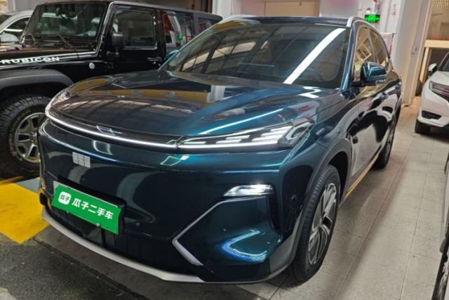 Używany Geely Galaxy Xingjian 7 EM-i 2026 Model 135km Leading Edition