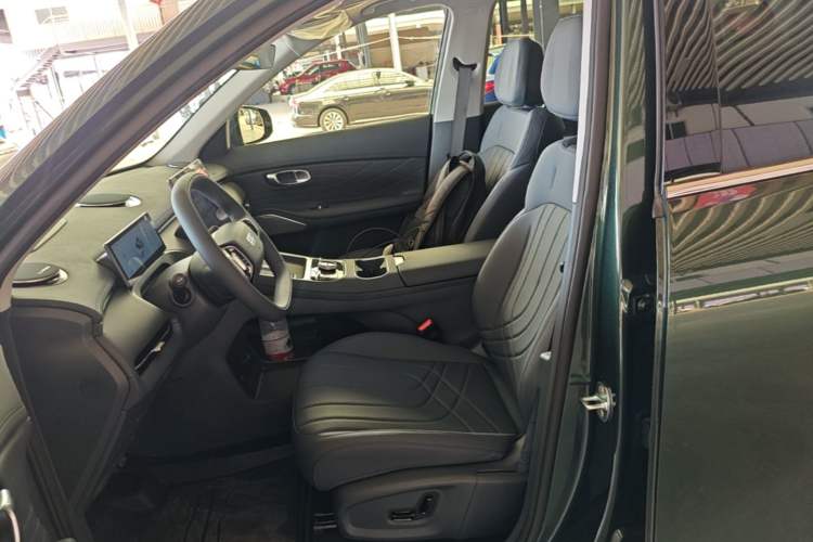 Used Geely Galaxy Xingjian 7 EM-i 2026 Model Pure Electric Basic Model Left Front Seat