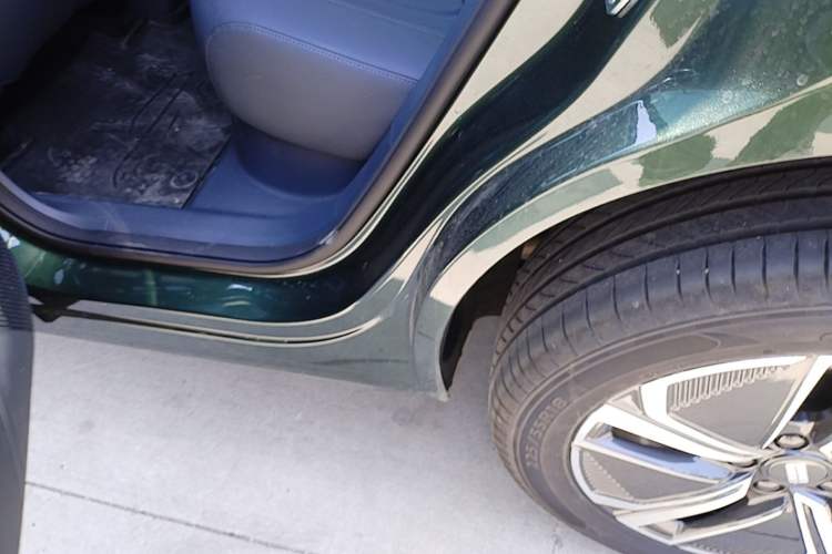 Used Geely Galaxy Xingjian 7 EM-i 2026 Model 135km Smart Navigation Version Left Side Sill