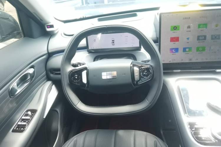 Used Geely Galaxy Xingjian 7 EM-i 2026 Model 135km Leading Edition Steering Wheel