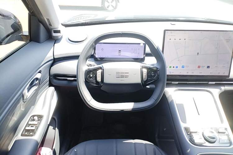 Used Geely Galaxy Xingjian 7 EM-i 2026 Model 135km Smart Navigation Version Steering Wheel