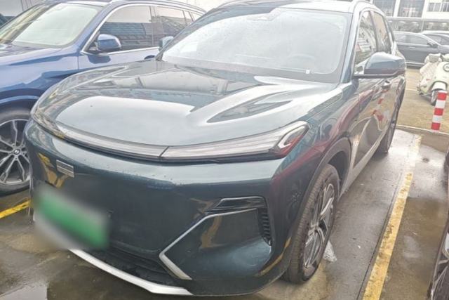 Używany Geely Galaxy Xingjian 7 EM-i 2026 Model 130km Launch Edition