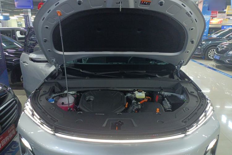 Used Geely Galaxy Xingjian 7 EM-i 2026 Model 135km Starship Version Engine Bay