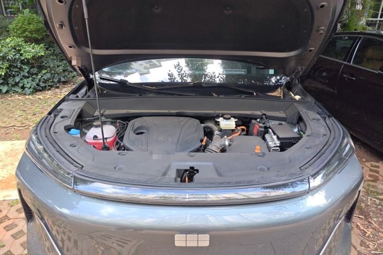 Used Geely Galaxy Xingjian 7 EM-i 2026 Model 135km Smart Navigation Version Engine Bay