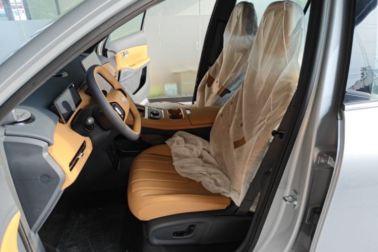 Used Geely Galaxy Xingjian 7 EM-i 2026 Model 135km Leading Edition Left Front Seat