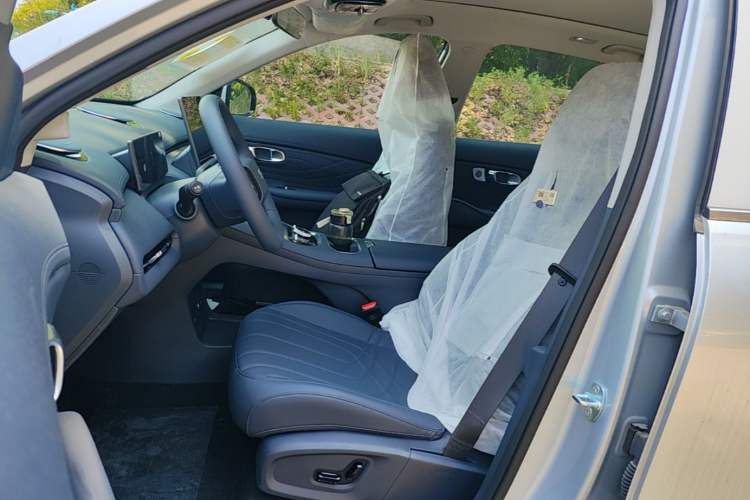 Used Geely Galaxy Xingjian 7 EM-i 2026 Model 135km Smart Navigation Version Left Front Seat
