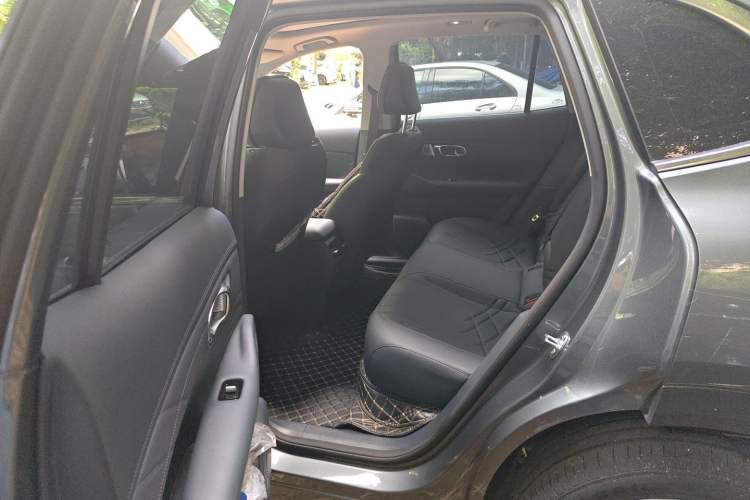 Used Geely Galaxy Xingjian 7 EM-i 2026 Model 135km Smart Navigation Version Left Rear Seat