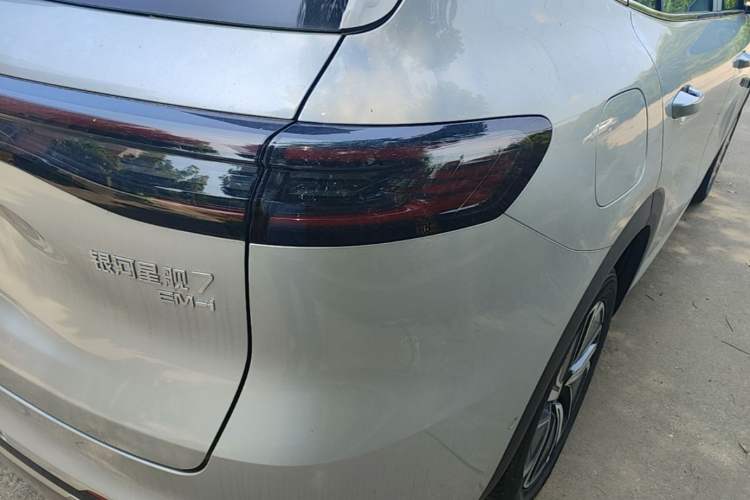 Used Geely Galaxy Xingjian 7 EM-i 2026 Model 135km Smart Navigation Version Right Rear Taillight