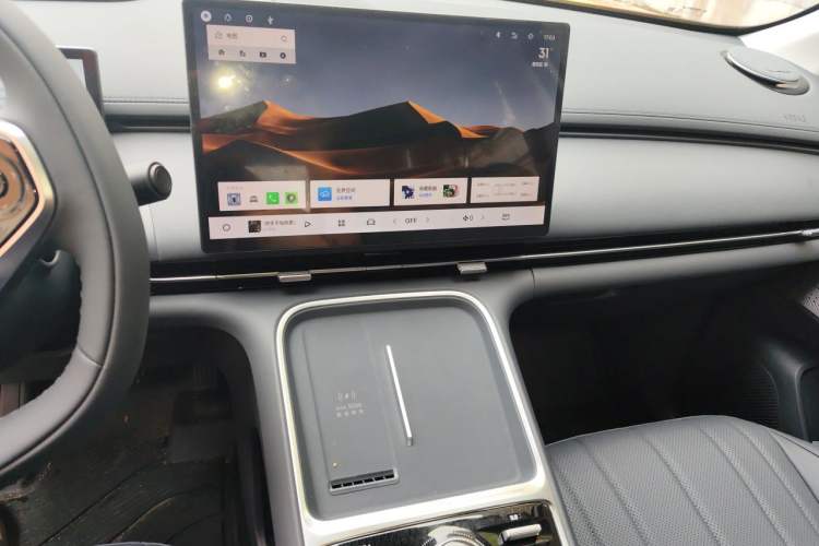 Used Geely Galaxy Xingjian 7 EM-i 2026 525km Long-Range+ Audio And AC Panel