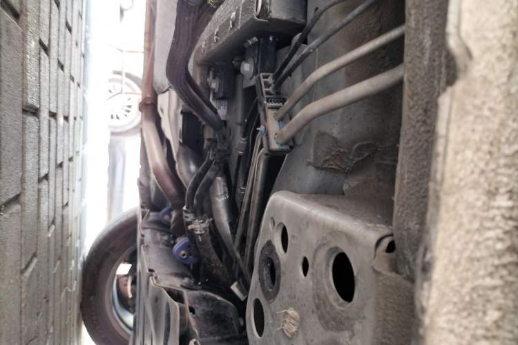 Used Geely Galaxy Xingjian 7 EM-i 2026 Model 135km Leading Edition Chassis Front Right