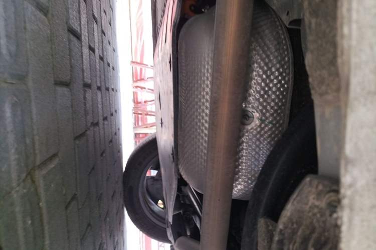 Used Geely Galaxy Xingjian 7 EM-i 2026 Model 135km Leading Edition Chassis Rear Left