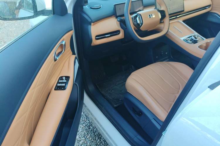 Used Geely Galaxy Xingjian 7 EM-i 2026 Model 135km Starship Version Driver Seat