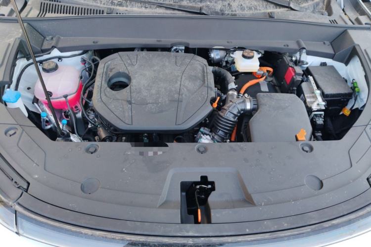 Used Geely Galaxy Xingjian 7 EM-i 2026 Model 135km Starship Version Engine Bay