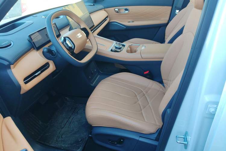 Used Geely Galaxy Xingjian 7 EM-i 2026 Model 135km Starship Version Left Front Seat