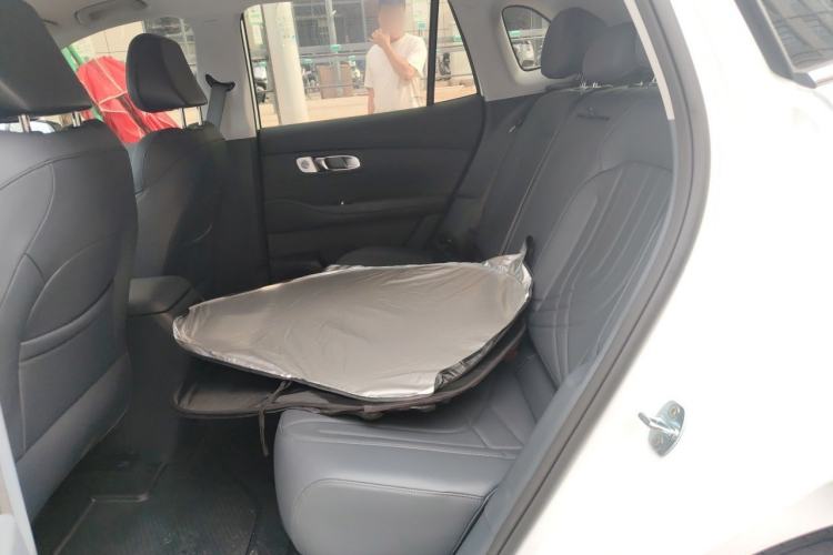 Used Geely Galaxy Xingjian 7 EM-i 2026 525km Long-Range+ Left Rear Seat
