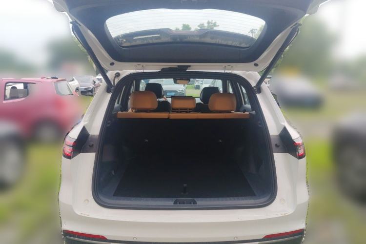 Used Geely Galaxy Xingjian 7 EM-i 2026 Model 135km Starship Version Trunk
