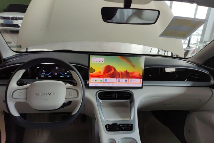 Used Geely Galaxy Geome 2025 310km Dream Edition Center Console