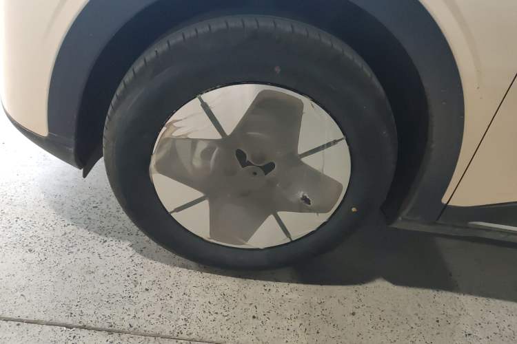 Used Geely Galaxy Geome 2025 310km Dream Edition Left Front Wheel Hub