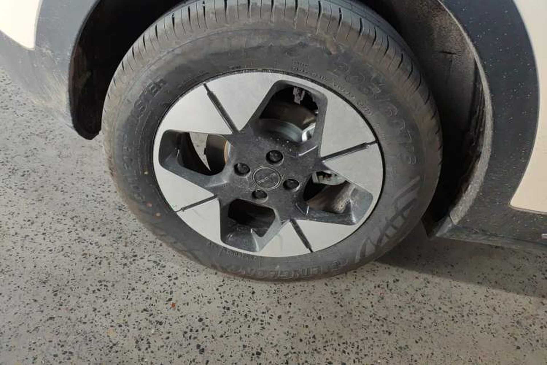 Used Geely Galaxy Geome 2025 310km Dream Edition Right Rear Wheel Hub