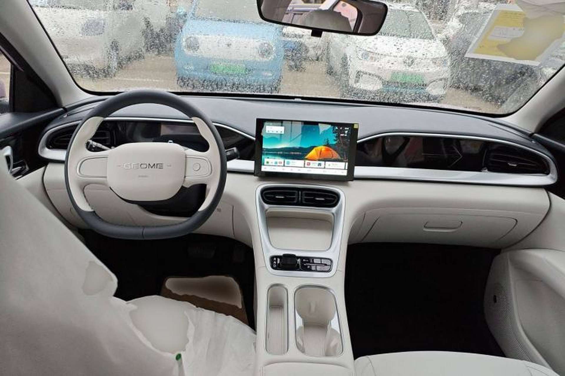 Used Geely Galaxy Geome 2026 Model 310km Youth Edition Center Console