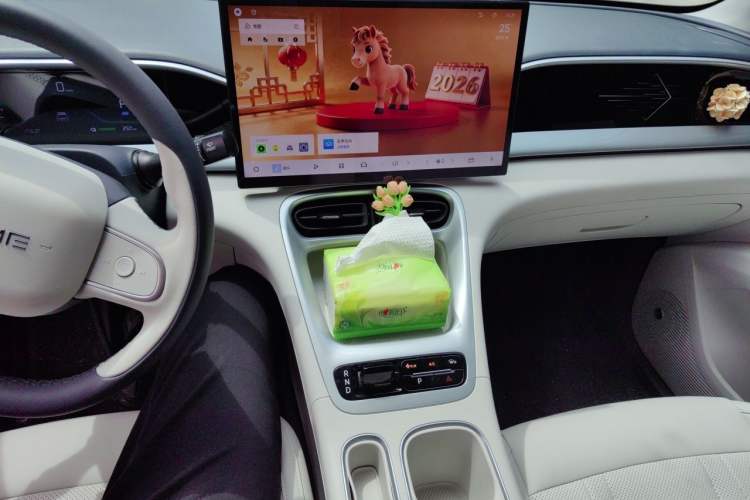 Used Geely Galaxy Geome 2025 310km Dream Edition Audio And AC Panel