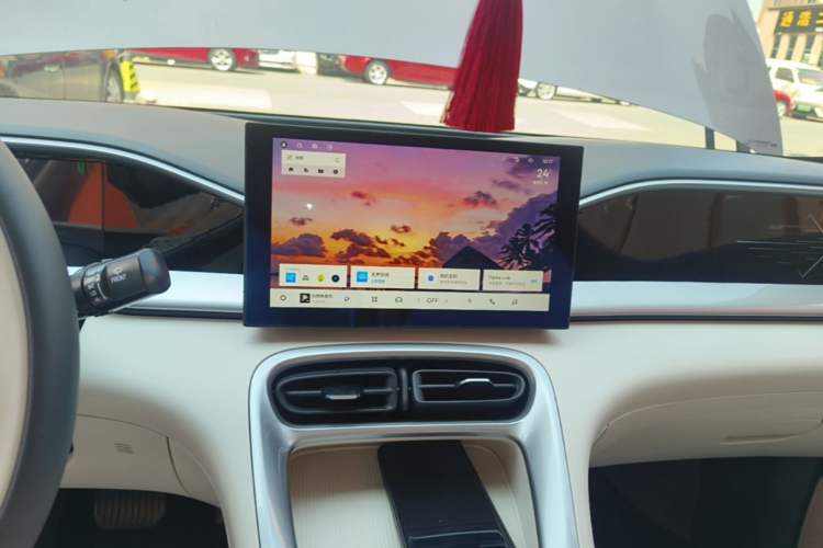Used Geely Galaxy Geome 2025 310km Youth Edition Audio And AC Panel