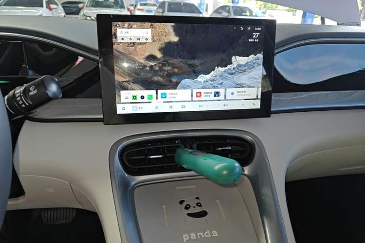 Used Geely Galaxy Geome 2025 310km Youth Edition Audio And AC Panel