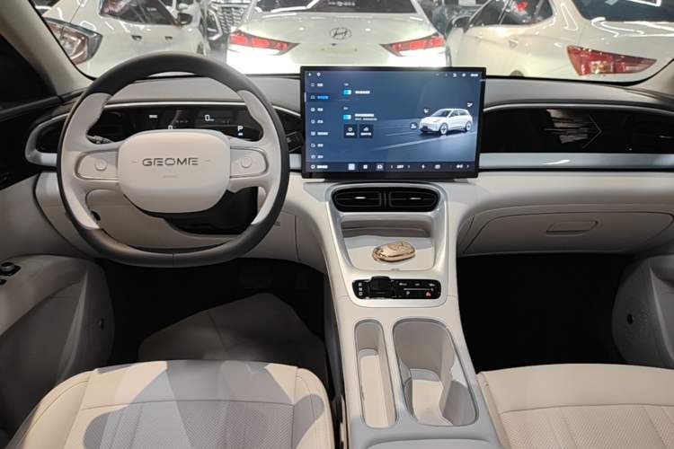 Used Geely Galaxy Geome 2025 UP 410km Exploration Edition Audio And AC Panel