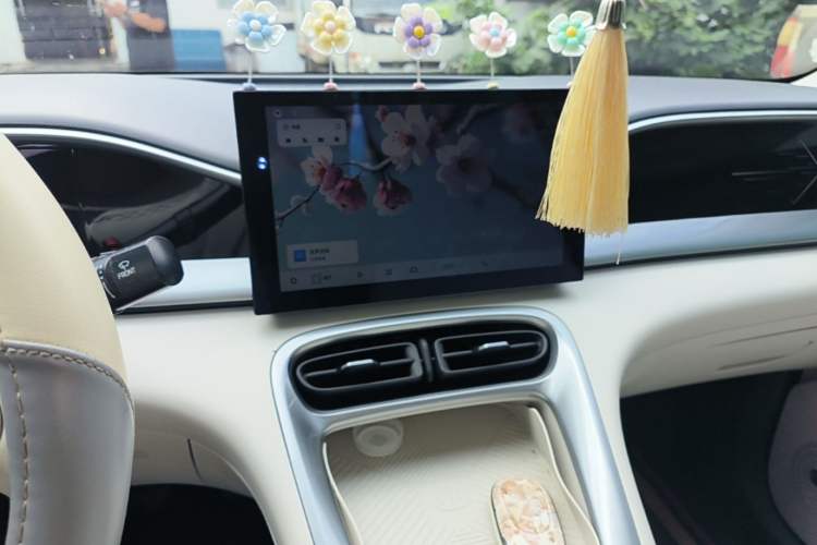 Used Geely Galaxy Geome 2025 310km Youth Edition Audio And AC Panel