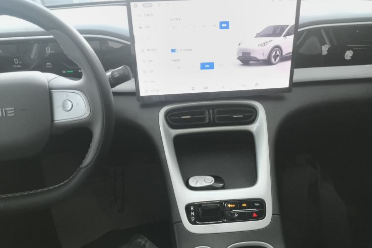Used Geely Galaxy Geome 2025 UP 410km Exploration Edition Audio And AC Panel