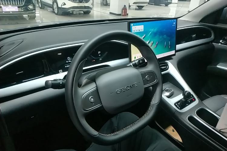 Used Geely Galaxy Geome 2025 310km Dream Edition Center Console