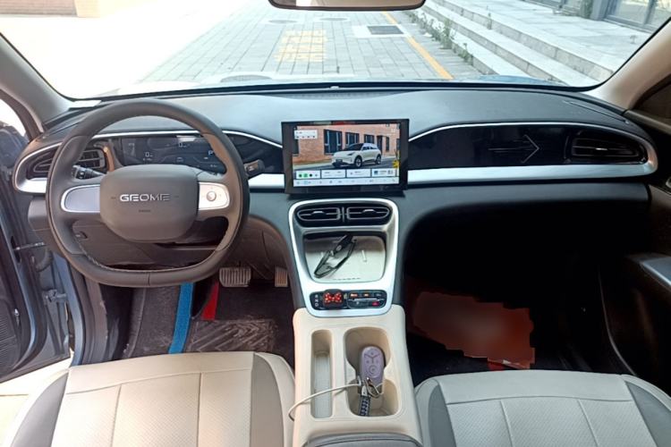 Used Geely Galaxy Geome 2025 310km Youth Edition Center Console