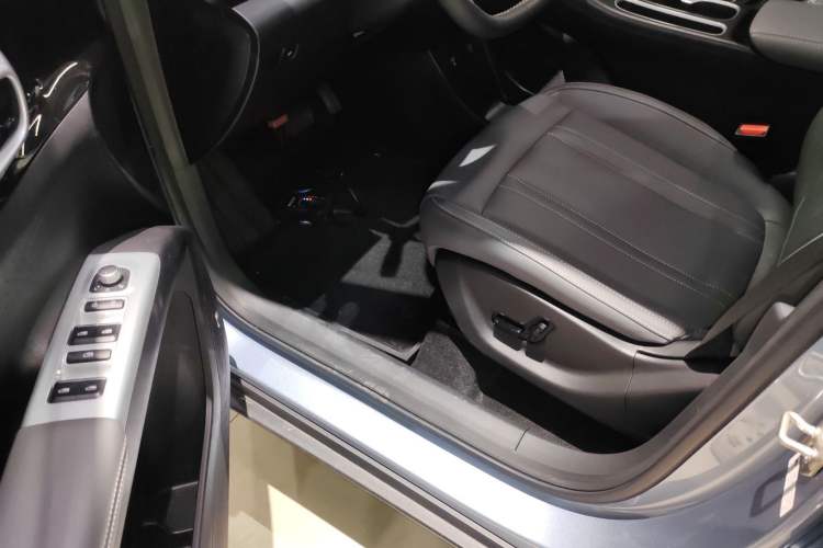 Used Geely Galaxy Geome 2025 UP 410km Exploration Edition Driver Seat