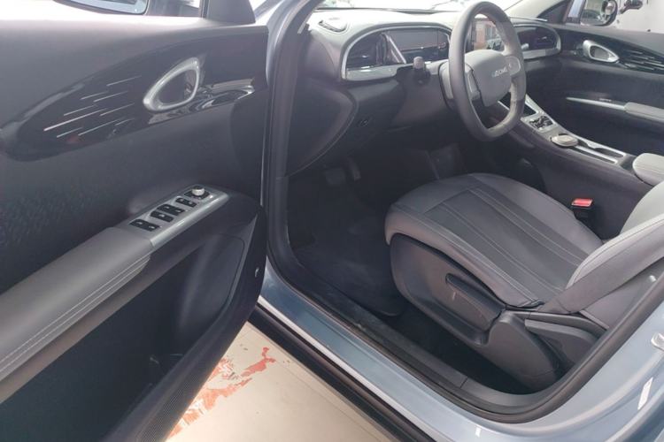 Used Geely Galaxy Geome 2025 310km Youth Edition Driver Seat
