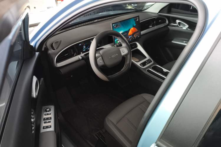 Used Geely Galaxy Geome 2025 310km Dream Edition Driver Seat