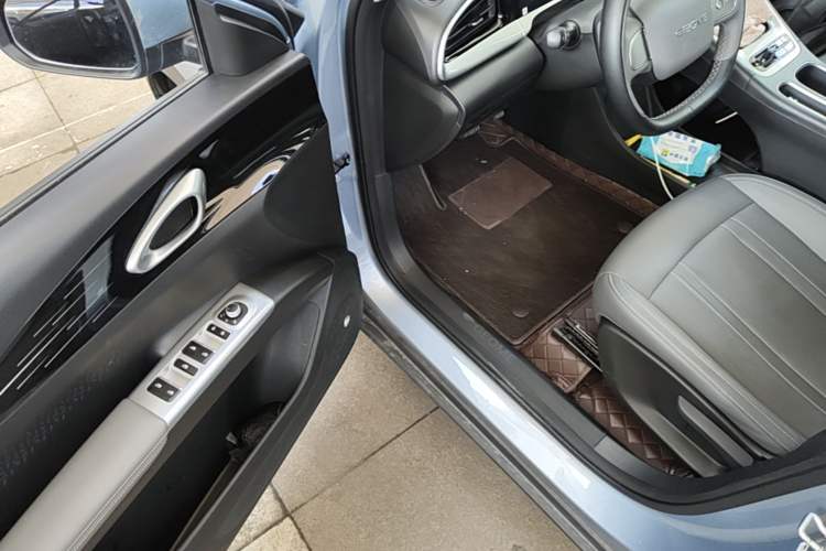 Used Geely Galaxy Geome 2025 310km Youth Edition Driver Seat