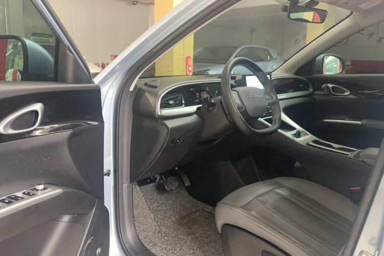 Used Geely Galaxy Geome 2025 310km Youth Edition Driver Seat