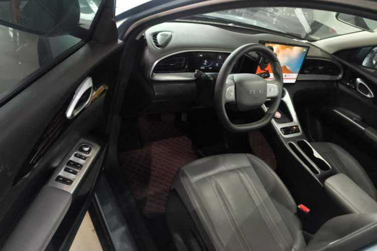 Used Geely Galaxy Geome 2025 310km Dream Edition Driver Seat