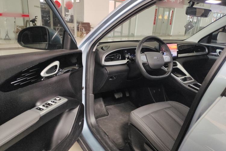 Used Geely Galaxy Geome 2025 410 km Free Version Driver Seat