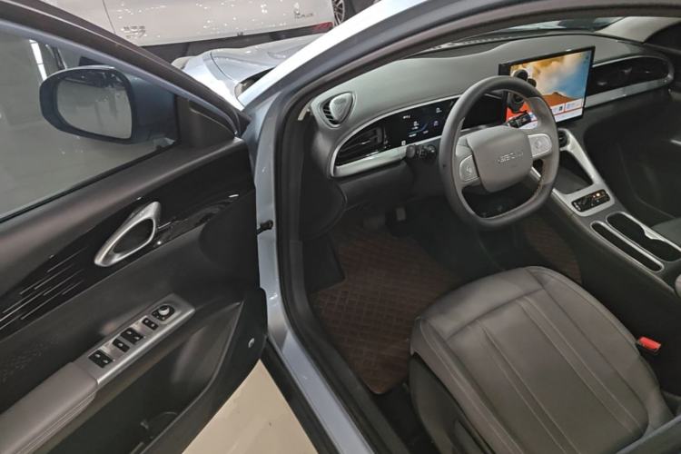 Used Geely Galaxy Geome 2025 310km Dream Edition Driver Seat