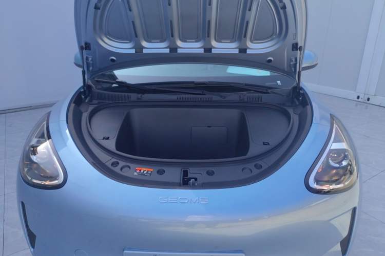 Used Geely Galaxy Geome 2025 310km Youth Edition Engine Bay
