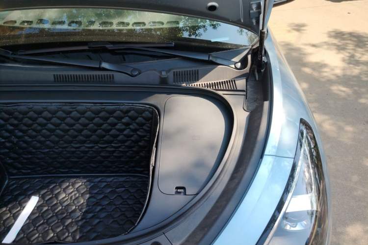 Used Geely Galaxy Geome 2025 310km Youth Edition Engine Bay Left