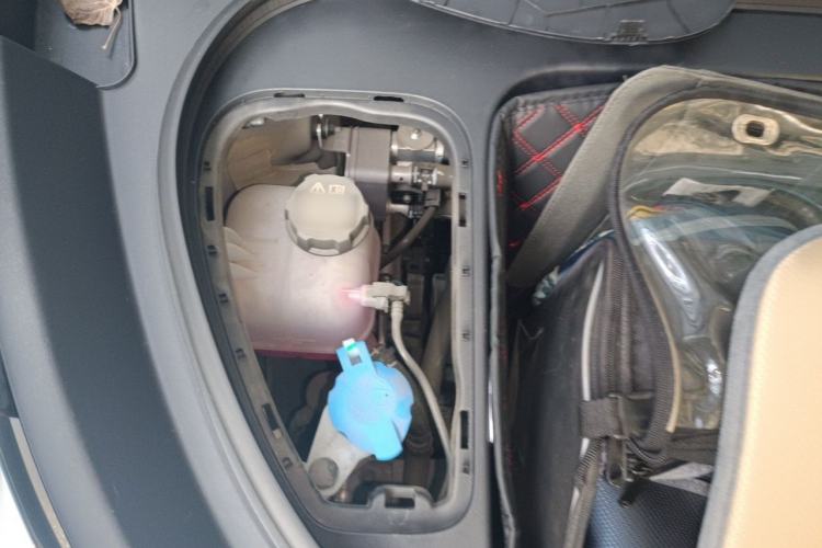 Used Geely Galaxy Geome 2025 310km Youth Edition Engine Bay Right