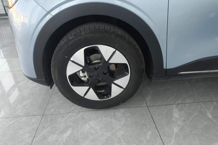 Used Geely Galaxy Geome 2025 UP 410km Exploration Edition Exterior 1