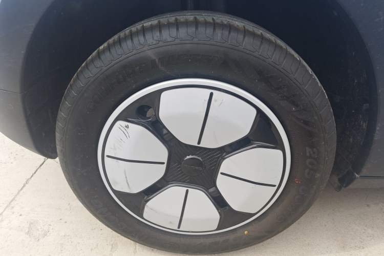 Used Geely Galaxy Geome 2025 310km Youth Edition Exterior 5