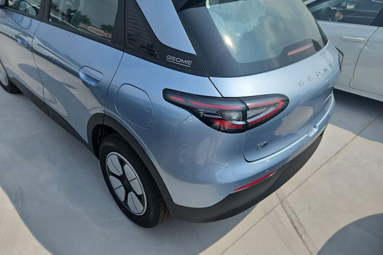 Used Geely Galaxy Geome 2025 310km Youth Edition Exterior 5