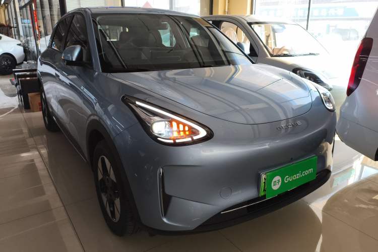 Used Geely Galaxy Geome 2025 310km Dream Edition Front Right 45 Deg