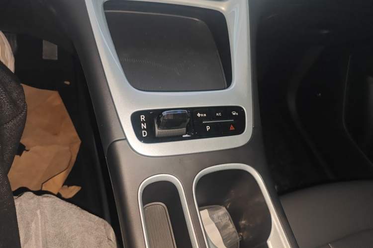 Used Geely Galaxy Geome 2025 310km Dream Edition Gear Lever