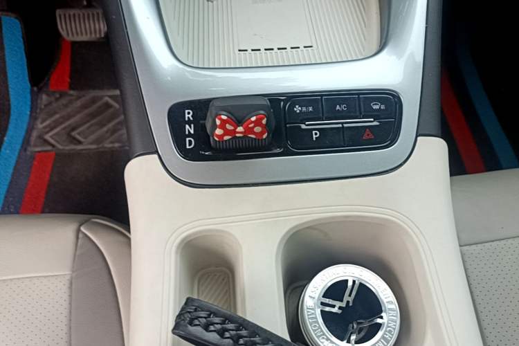 Used Geely Galaxy Geome 2025 310km Youth Edition Gear Lever